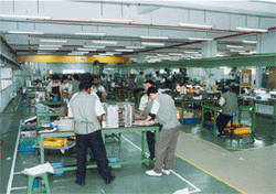 mouldfabri-pict01.GIF (67628 bytes)